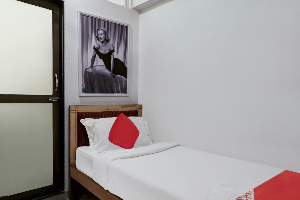 Hotel Oyo Flagship 572 Santacruz West Mumbai Exterior foto