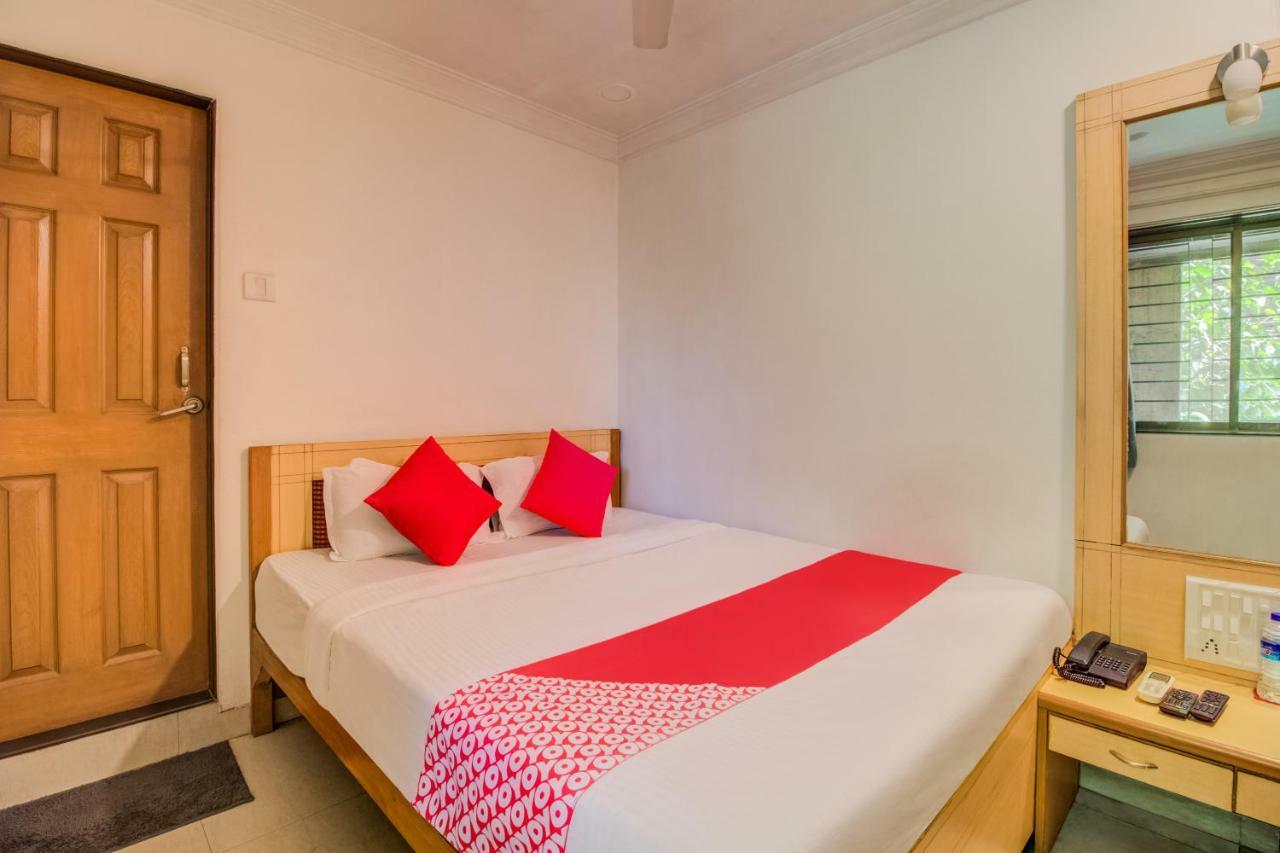 Hotel Oyo Flagship 572 Santacruz West Mumbai Exterior foto